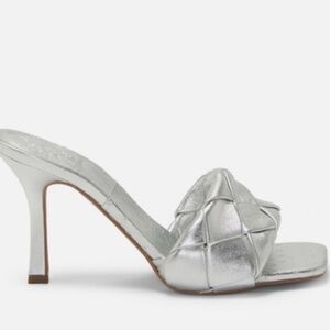 Vince Camuto silver heels. Sz 11